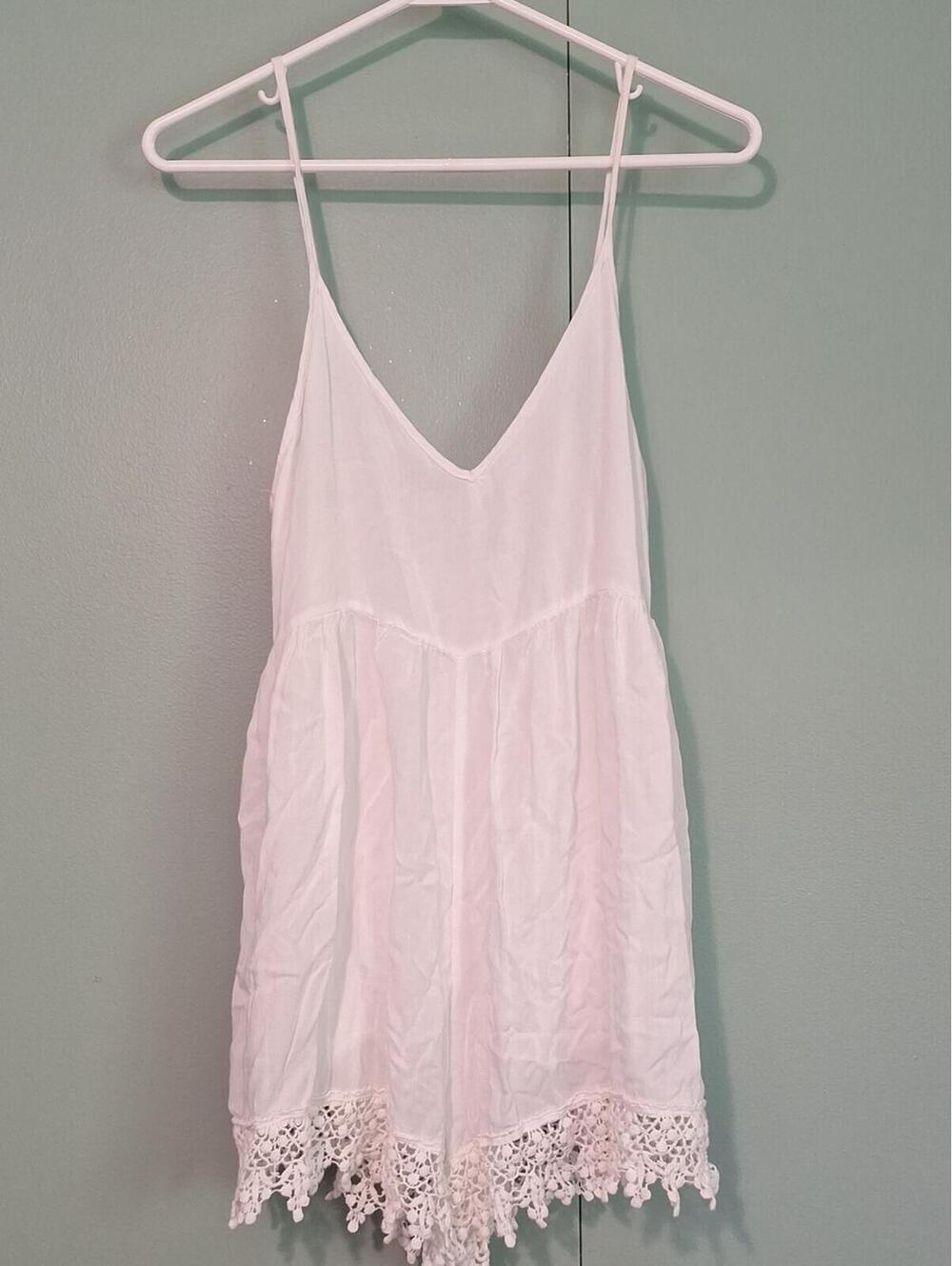 Tobi White Lace Edge Romper Size Small